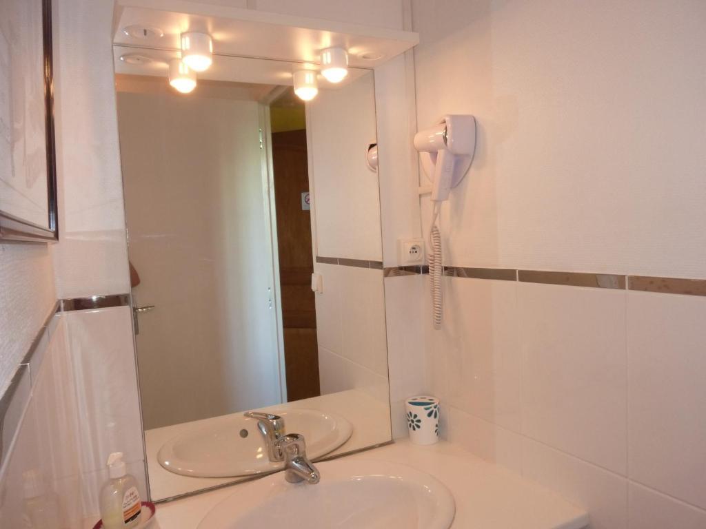 Chambre D'Hotes Au Fil De L'Eau Жюмьеж Номер фото